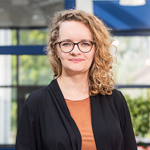 O-E-Ansprechpartner_Bestattungsfachkraft_Metz_300x300 O-E-Ansprechpartner_Bestattungsfachkraft_Metz_300x300